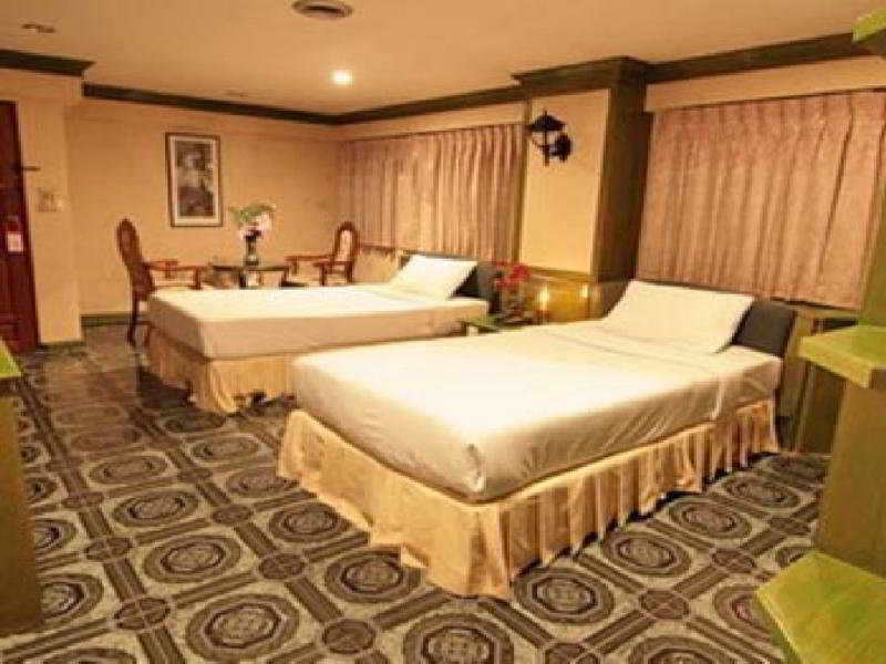 Hotel 13 Coins Tower Ratchada 2*