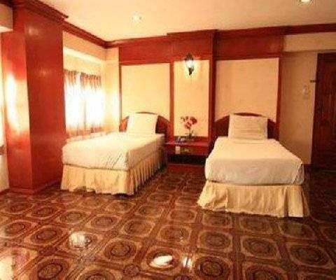 Hotel 13 Coins Tower Ratchada