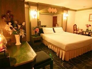 13 Coins Tower Ratchada Hotel